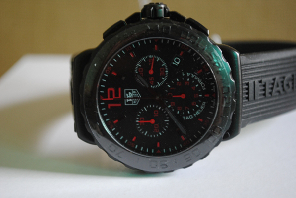 タグホイヤースーパーコピーTAG HEUER フォーミュラ1 クロノグラフ フルブラック CAU111A.FT6024